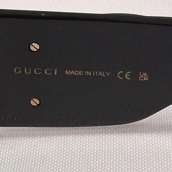 Gucci GG0811S Sunglasses (53-21-145)